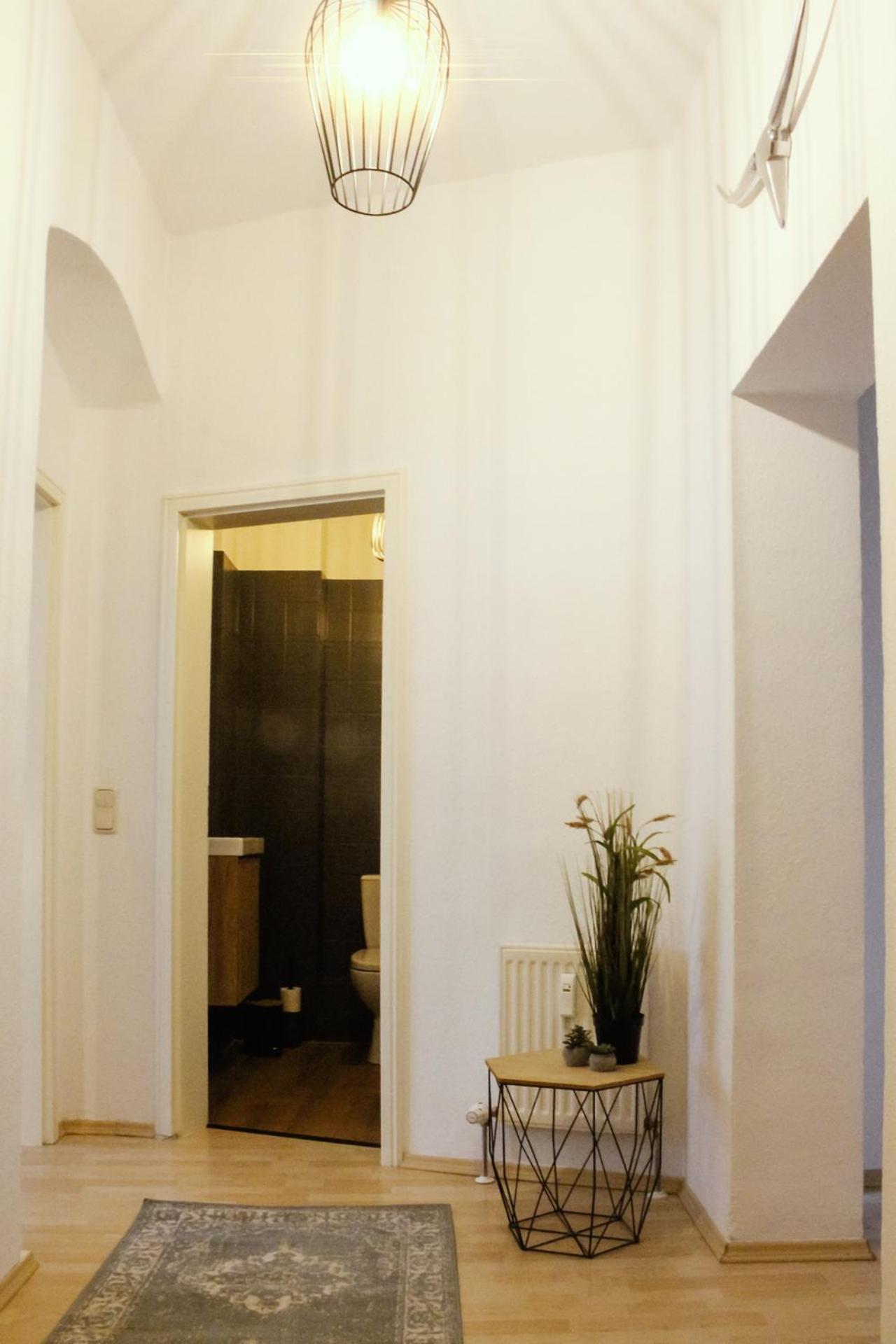Nuwilu One - Apartment Mit Balkon Im Herzen Erfurts - Magenta Tv- Netflix - Disney Bagian luar foto